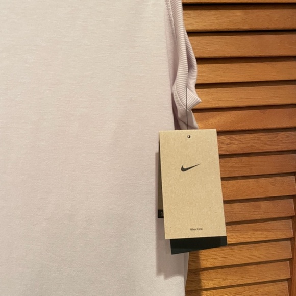 Nike One Dri-Fit Women’s Sleeveless Loose Fit Athletic Running Top Sz S NWT - Picture 3 of 6